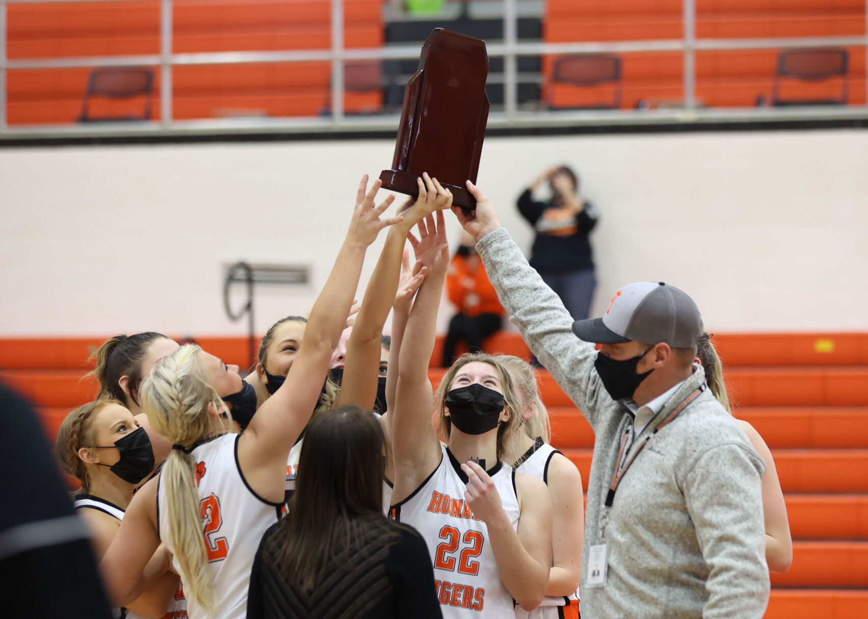 Riverheads vs Honaker girls basketball